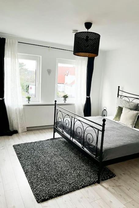 Modernes Apartment Mit Balkon Free Parking Netflix Celle Exterior foto