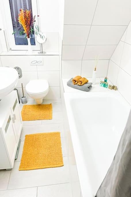 Modernes Apartment Mit Balkon Free Parking Netflix Celle Exterior foto